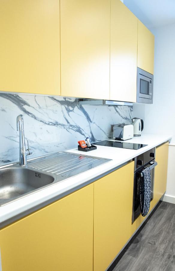 Bells Court Studios - Sheffield City Centre, Opulent Living Serviced Accommodation Exterior photo